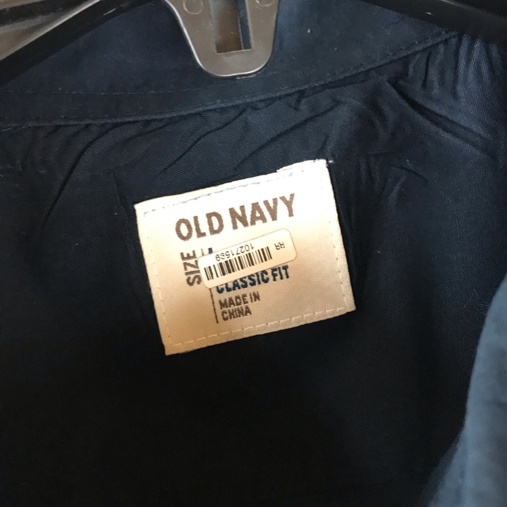 Men’s button down - Picture 2 of 3